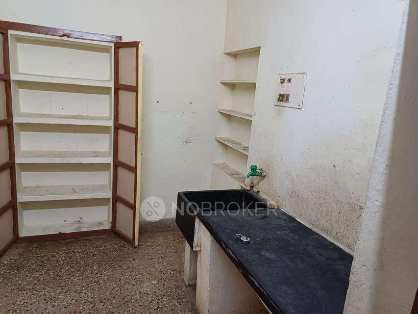 1 BHK Flat In Standalone Building  for Rent  In Ambattur