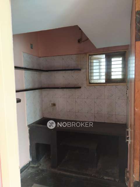 1 BHK Flat In Standalone Building  for Rent  In Guttahalli