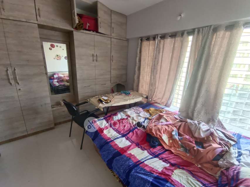 2 BHK Flat In Pride World City Long Island For Sale  In Charholi Budruk