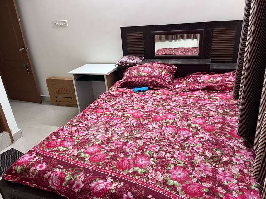 PG for Boys in Valasaravakkam