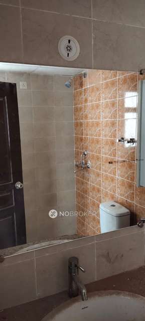 2 BHK Flat In Logix Blossom Greens Noida For Sale  In Sector 143