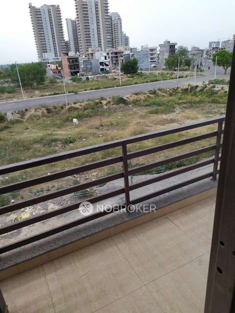 2 BHK Flat for Rent  In Sector 110