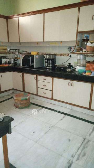 3 BHK Flat In Apartment For Sale  In Kalkaji