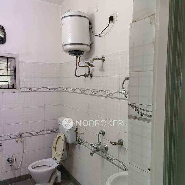 2 BHK Flat In Gajalakshmi Towers , Kalyan Nagar Phase-3 For Sale  In Gajalakshmi Towers Kalyan Nagar Phase-3