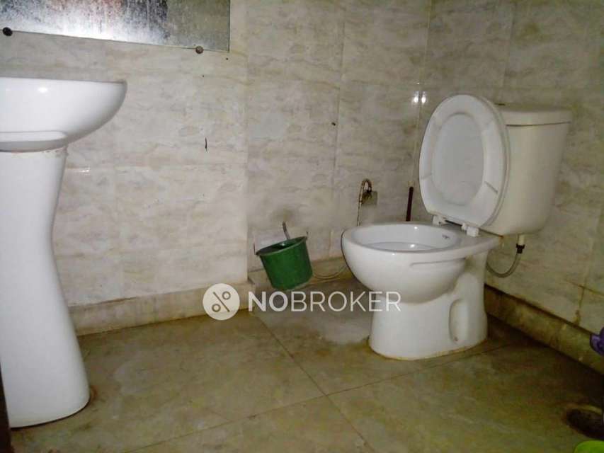 2 BHK Flat In Nikunj Apartment For Sale  In  Uttam Nagar