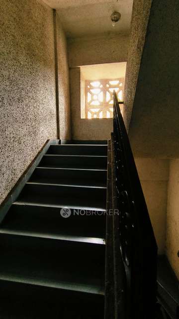 1 BHK Flat In Hiranandani Palacia For Sale  In Thane