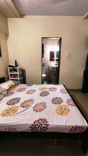 1 BHK Flat In Hiranandani Palacia For Sale  In Thane