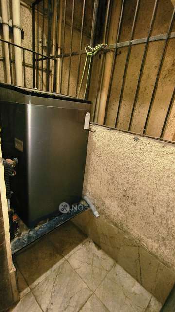 1 BHK Flat In Hiranandani Palacia For Sale  In Thane