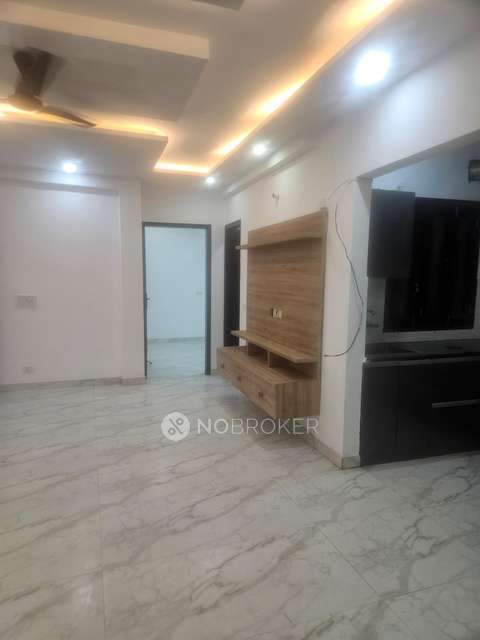 3 BHK Flat For Sale  In Rajendra Park Sector 105 Swaroop Garden