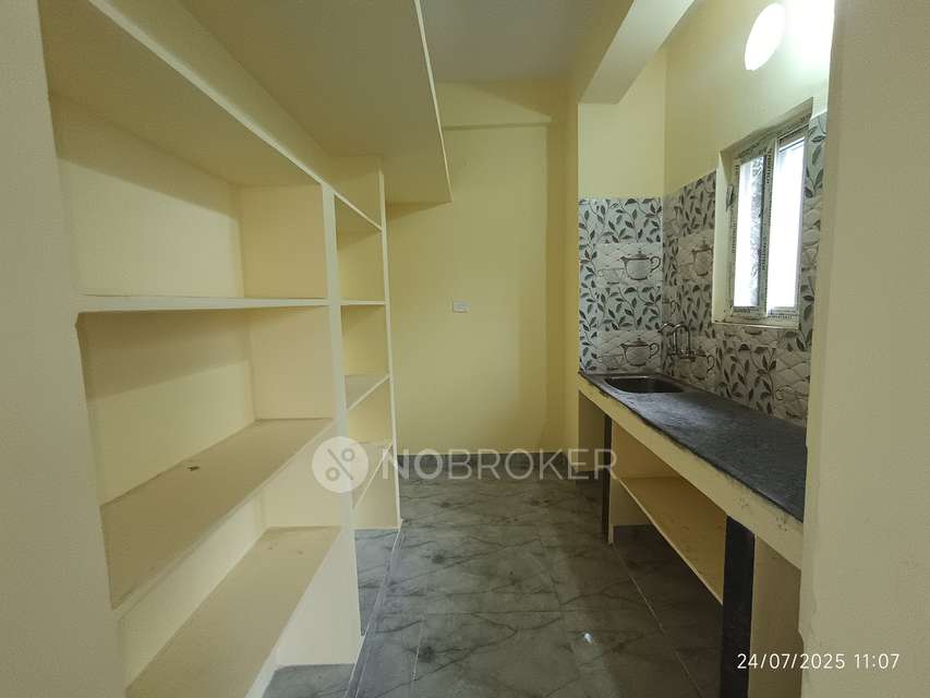 2 BHK Flat In Ideal Heights For Sale  In Masab Tank