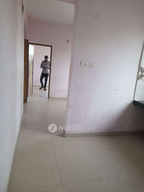 1 RK Flat In Shobha Complex for Rent  In Moi