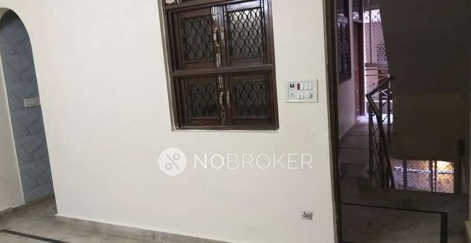 1 RK Flat for Rent  In Basai Dara Pur