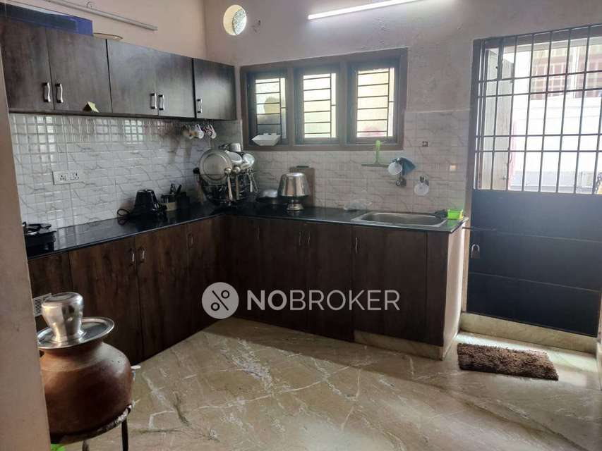 2 BHK Flat In Av Av Builders Apartments, Chennai For Sale  In Perambur 