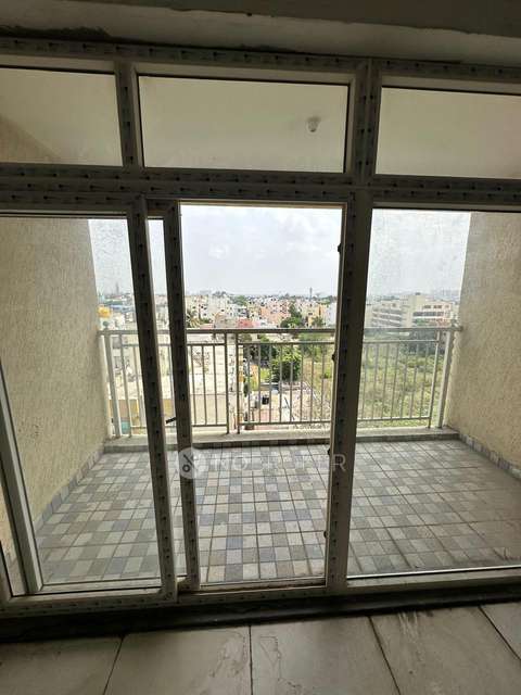 3 BHK Flat In Rr Roshan Platinum, Arekere For Sale  In Garvebhavi Palya