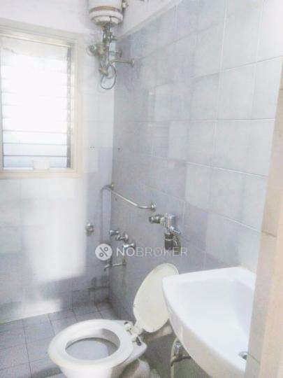 2 BHK Flat In Saket Towers Chs Ltd For Sale  In Kalwa