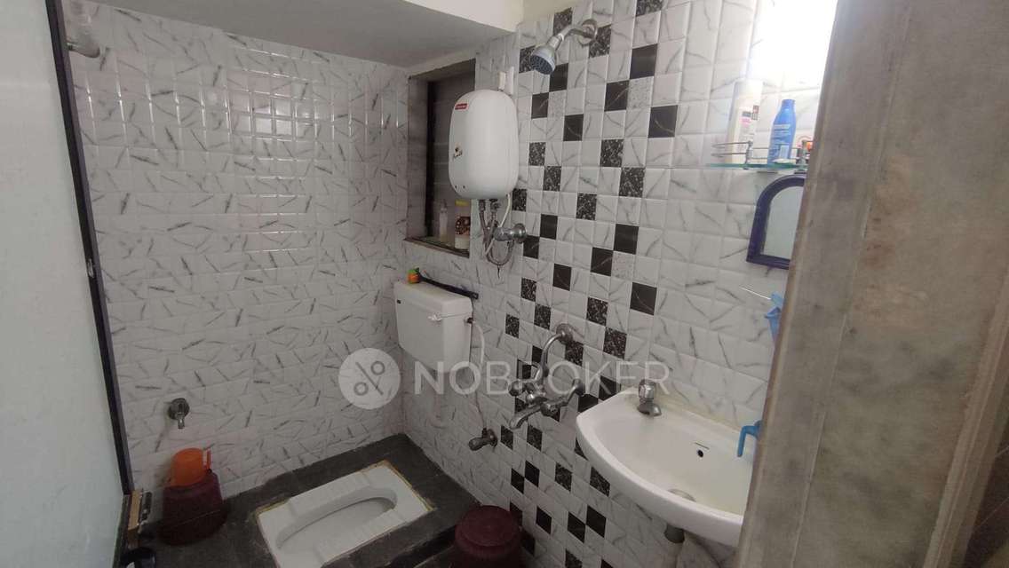 2 BHK Flat In Magnolia Chs For Sale  In Mahalaxmi Nagar