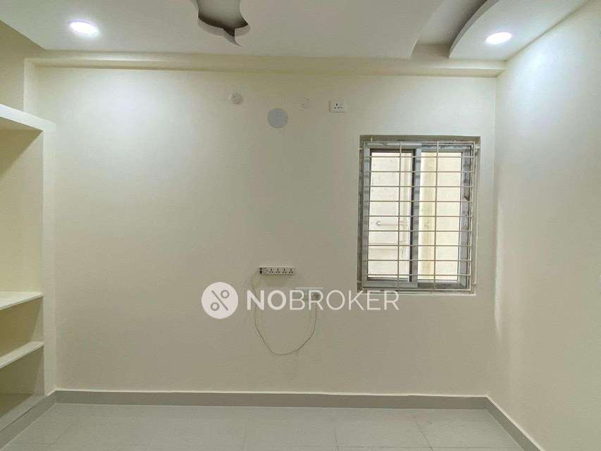 2 BHK Flat In Vasusri Residency For Sale  In Hyder Shah Kote