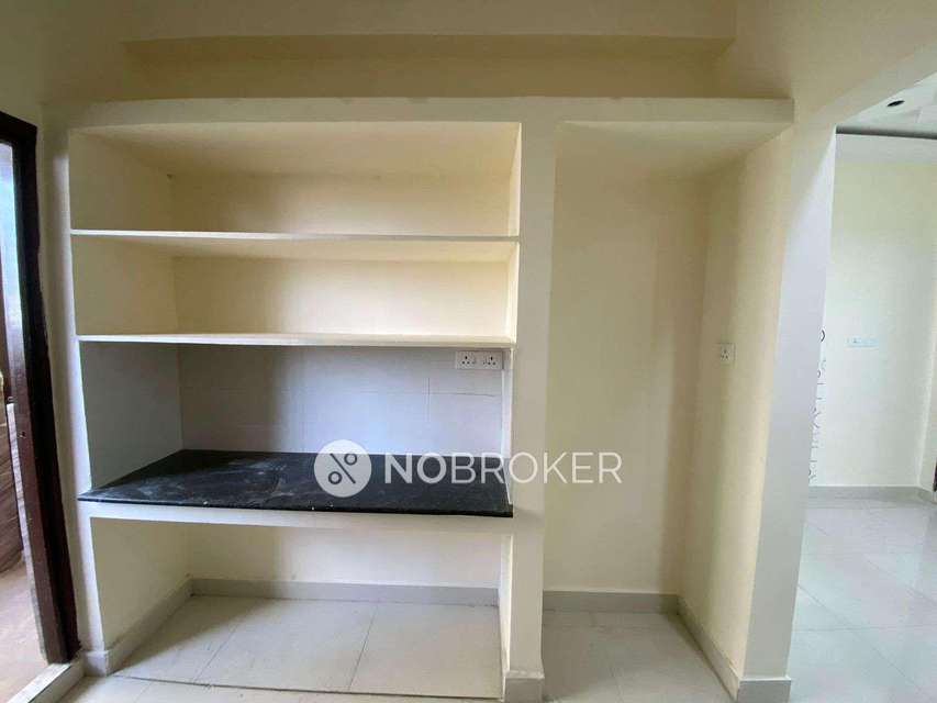 2 BHK Flat In Vasusri Residency For Sale  In Hyder Shah Kote