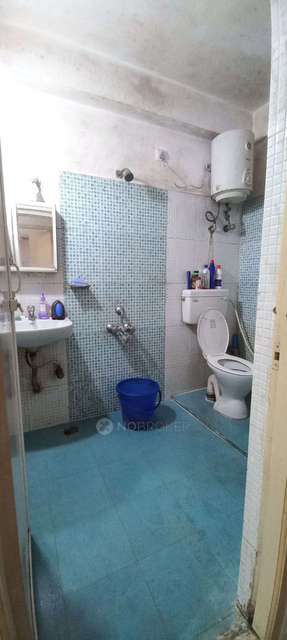 2 BHK Flat In Radiant Red Wood, Bangalore For Sale  In Yelenahalli