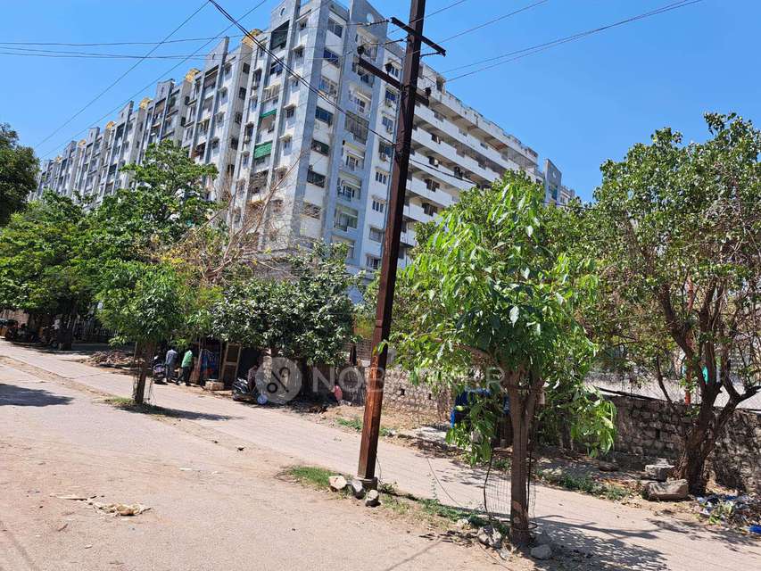2 BHK Flat In Manasarovar Heights Phase 3 For Sale  In Bowenpally