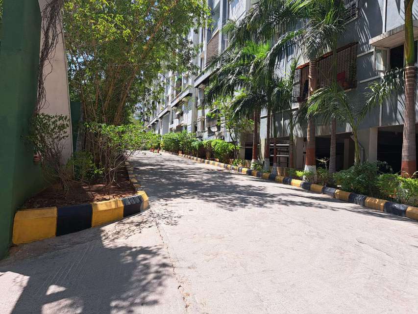 2 BHK Flat In Manasarovar Heights Phase 3 For Sale  In Bowenpally