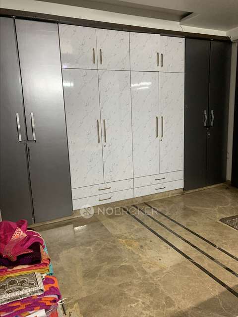 4 BHK Flat For Sale  In Madhuban Enclave
