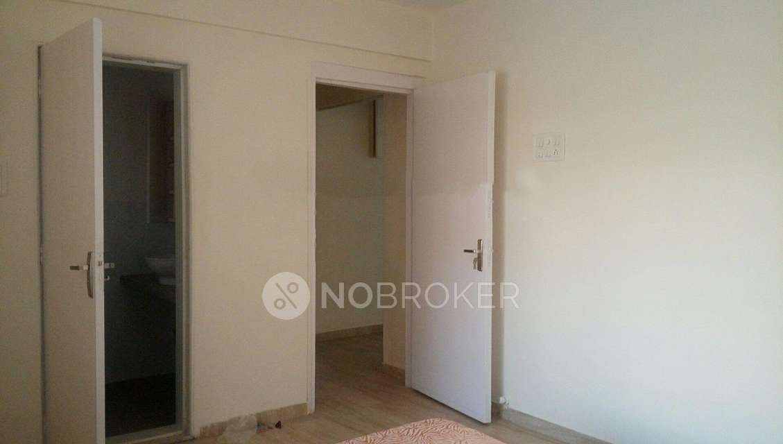 3 BHK Flat In Sagar Apartments For Sale  In Bandra West