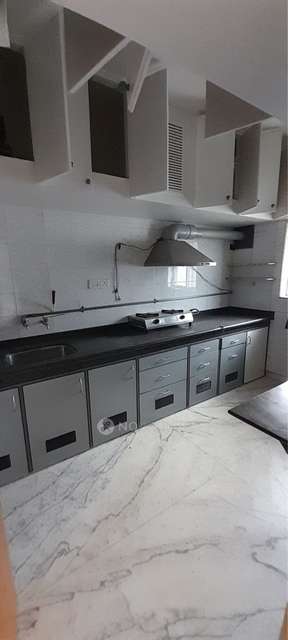 2 BHK Flat In Ramprasad Chambers For Sale  In Nana Peth