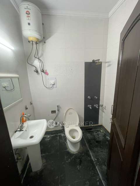 3 BHK Flat In Apartment For Sale  In Lajpat Nagar