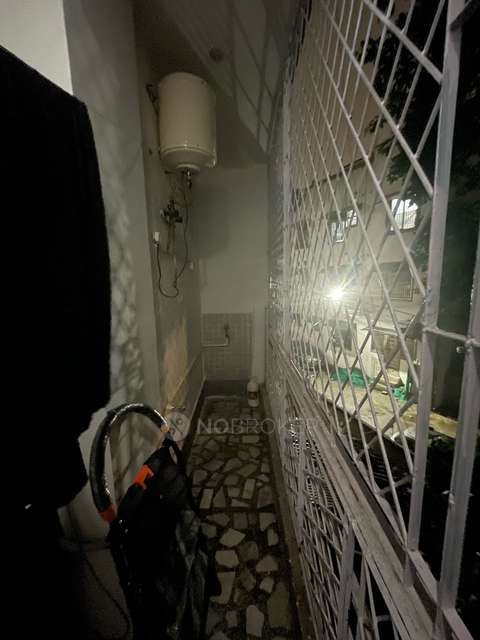 3 BHK Flat In Apartment For Sale  In Lajpat Nagar