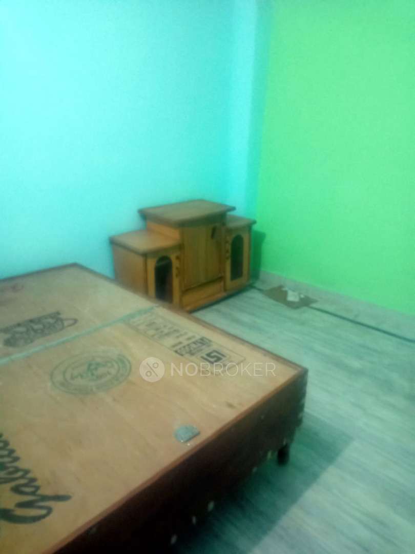 Independent House New Ashok Nagar Rent WITHOUT BROKERAGE Semi