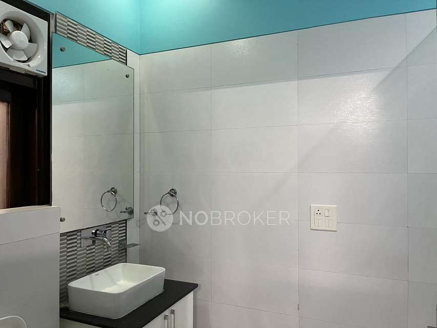 3 BHK House For Sale  In Sushant Lok Phase I,  Sector 43