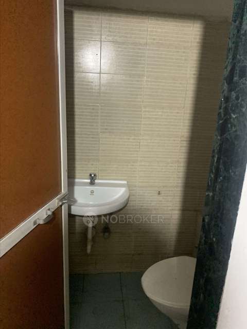 1 BHK Flat In Db Ozone For Sale  In Dahisar East