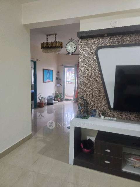 2 BHK Flat In Slv Crystal For Sale  In Akshayanagar