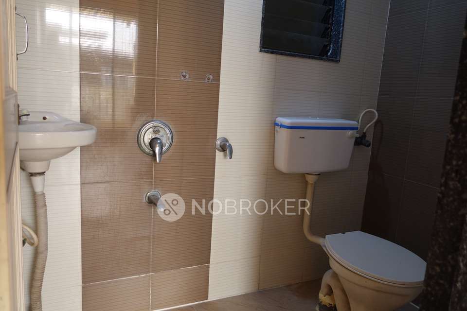 3 BHK Flat In Sarvodaya Srusti Chs For Sale  In Dombivali East