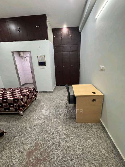 PG for Anyone in Amity University Noida Gate No. 3