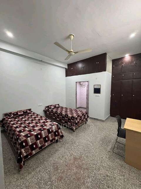 PG for Anyone in Amity University Noida Gate No. 3