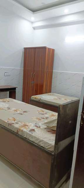 PG for Anyone in Amity University Noida Gate No. 3