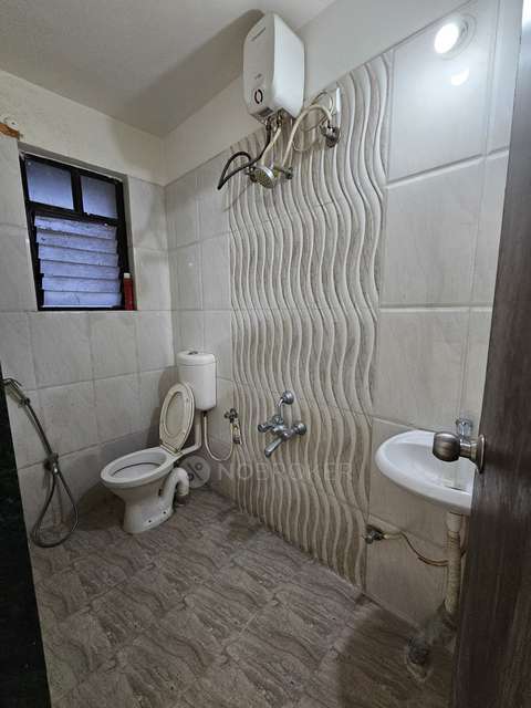 2 BHK Flat In Venkatesh Oxy Galaxy for Rent  In Wagholi