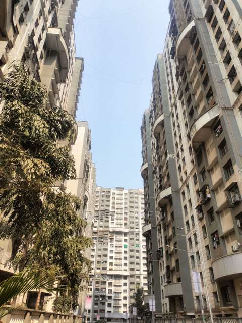 1 BHK Flat In Sapphire Lakeside For Sale  In Powai