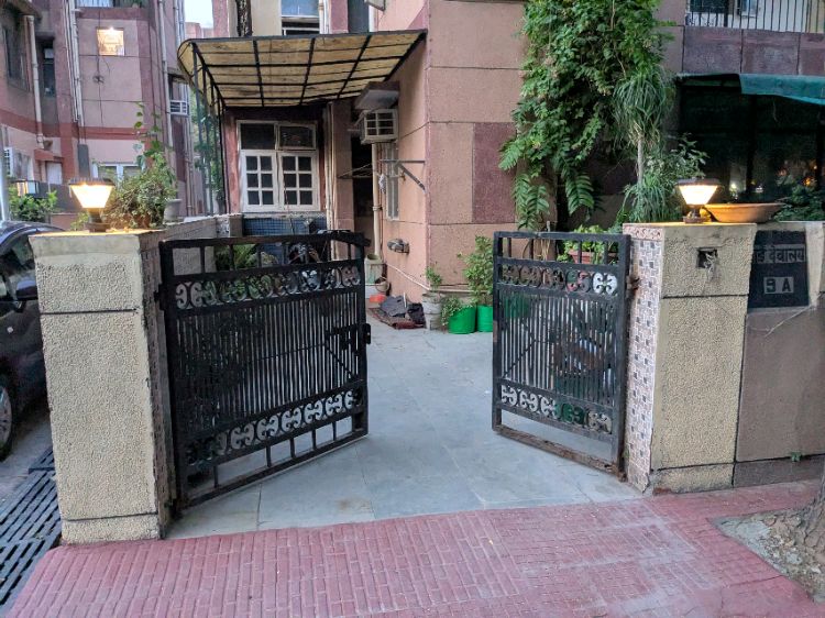 Mansarovar Apartment