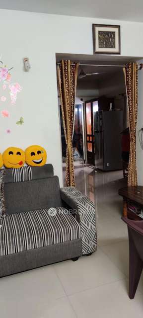 2 BHK Flat In Vr Pearl Apartment For Sale  In Nisarga Hitech Layout Phase 2