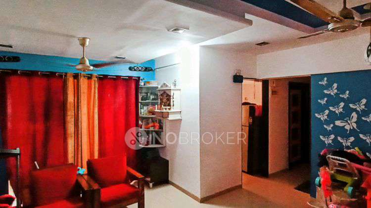 2 BHK Flat In Akashganga Complex Kavesar For Sale  In Kavesar