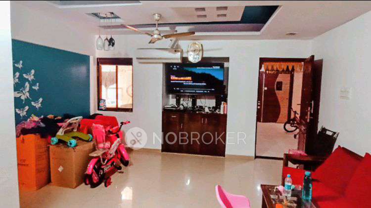 2 BHK Flat In Akashganga Complex Kavesar For Sale  In Kavesar