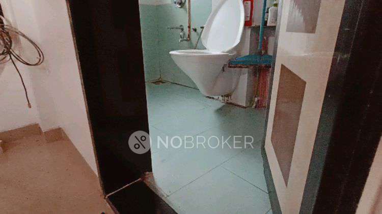 2 BHK Flat In Akashganga Complex Kavesar For Sale  In Kavesar