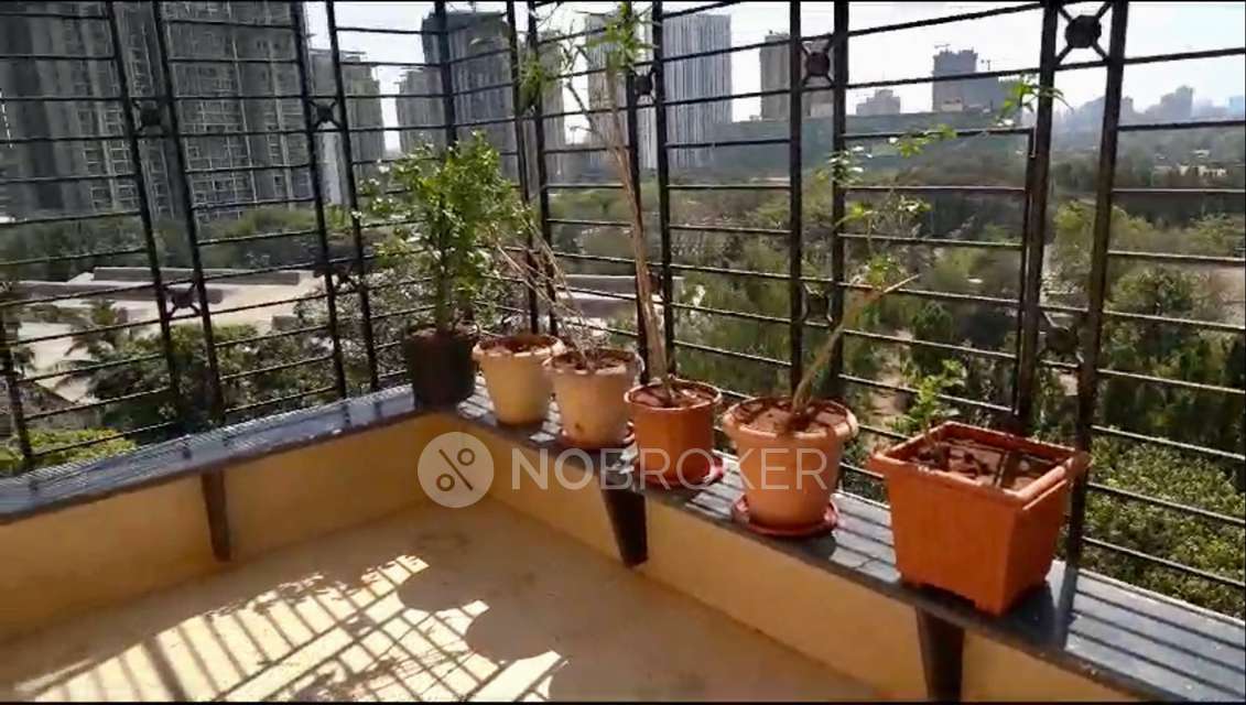 4 BHK Flat In Chetwani Swastik Garden For Sale  In Thane West