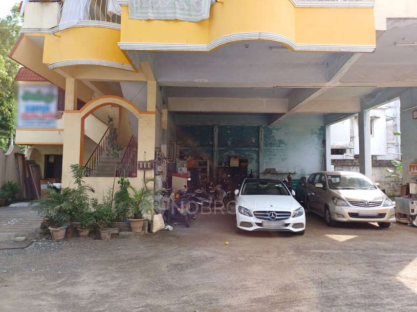 PG for Boys in Perungalathur