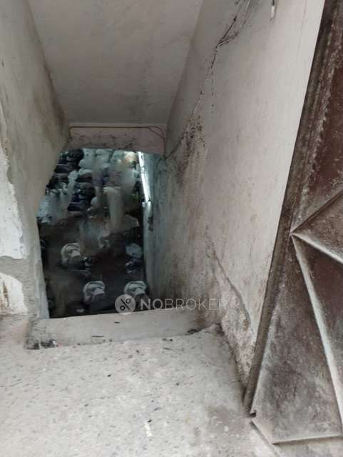 4+ BHK Flat For Sale  In Laxmi Park Nangloi