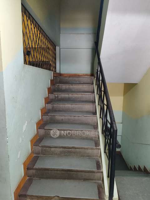 4+ BHK Flat For Sale  In Yeswanthpur