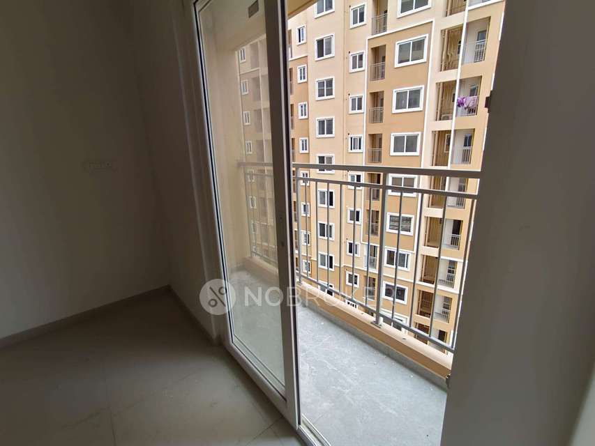 2 BHK Flat In Urbanrise Manhattan Condos For Sale  In Padur